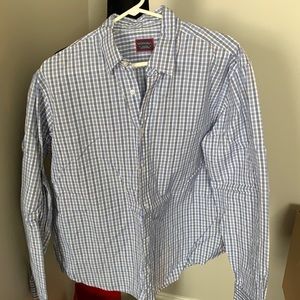 Men’s Untuckit shirt